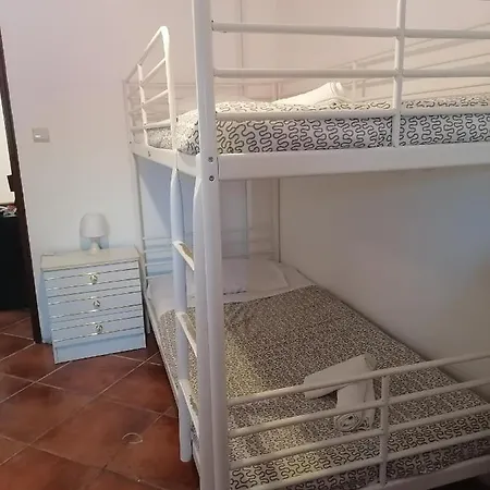 Pensión Local4Dreams Guesthouse *