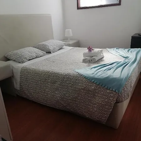 Local4Dreams Guesthouse *